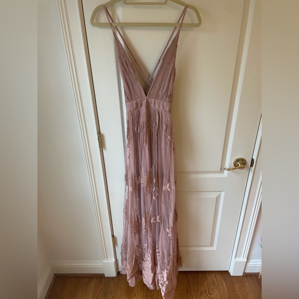 VICI Antonia Maxi Dress in Mauve size S